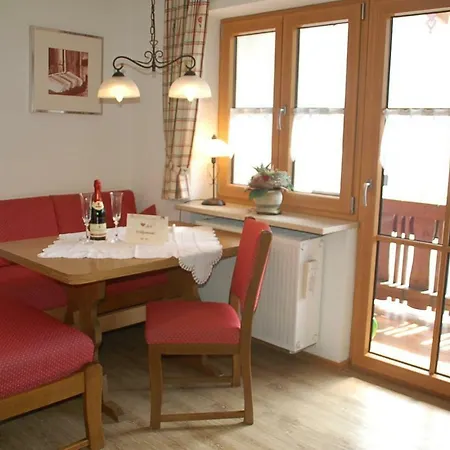 Ferienwohnung Amelie Апартаменты Бад-Хинделанг