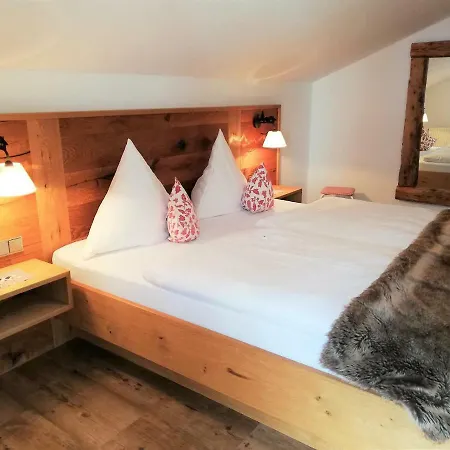 Ferienwohnung Amelie * Бад-Хинделанг